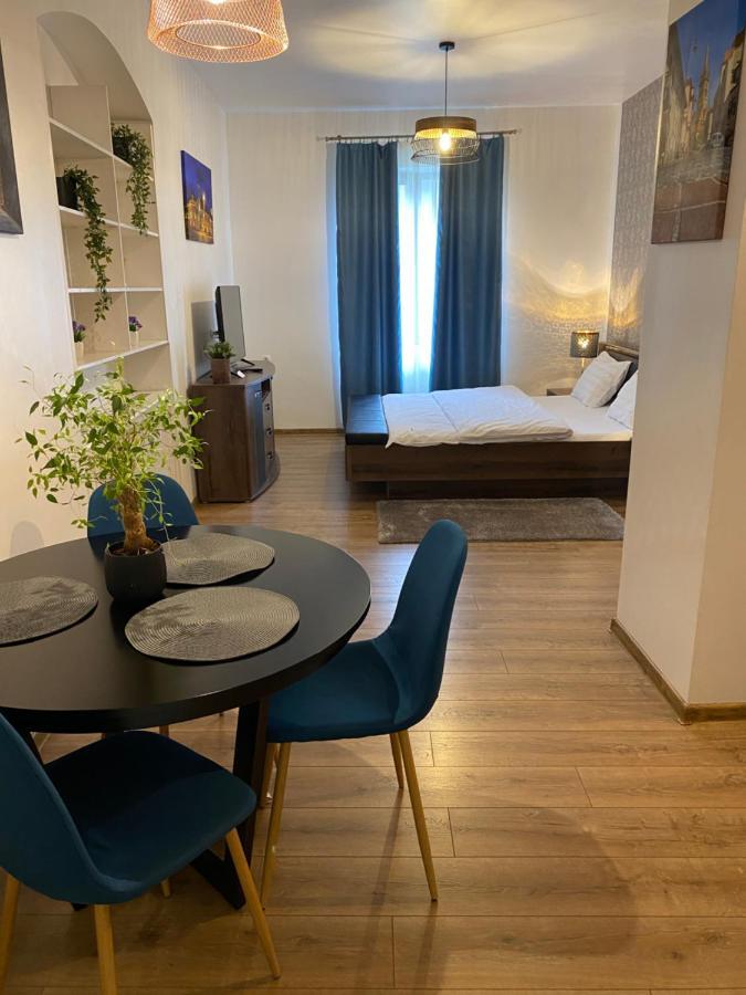 Dd Studio Deluxe Sibiu Exteriör bild