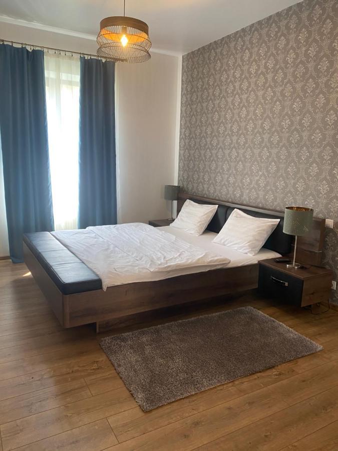 Dd Studio Deluxe Sibiu Exteriör bild